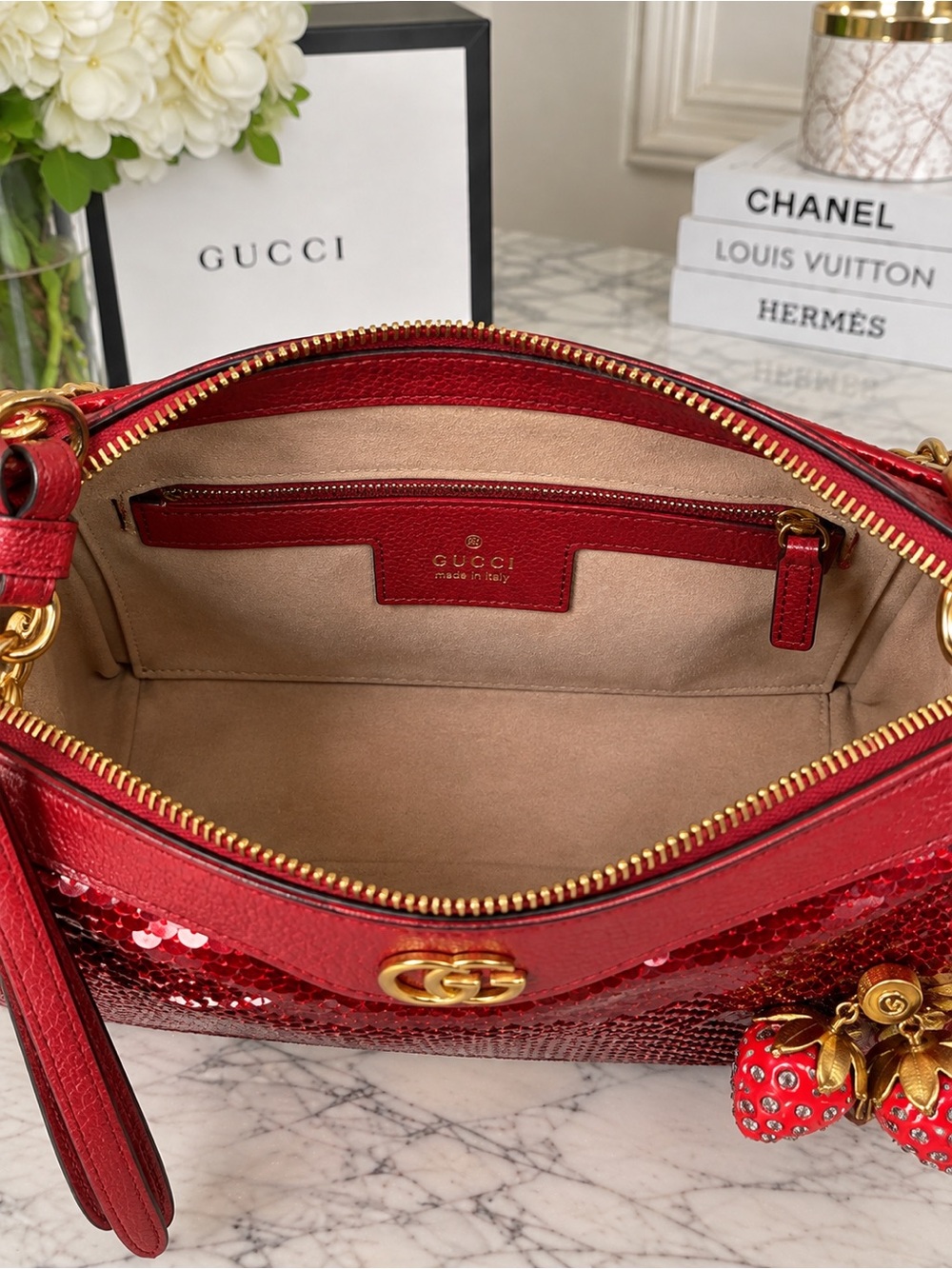 GUCCI Red Sequin Strawberry Charm Shoulder Crossbody Bag — NEW - Picture 5 of 8